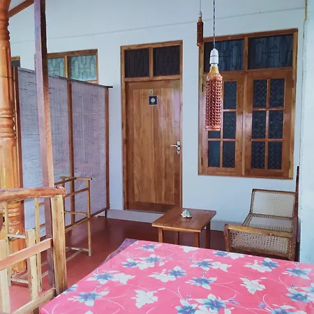 Nethmi Homestay & Restaurant Tangalle Room photo