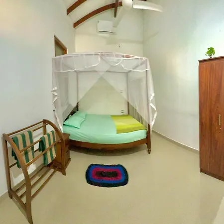 Nethmi Homestay & Restaurant Tangalle Exterior photo