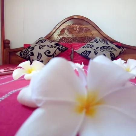 Nethmi Homestay & Restaurant Tangalle Exterior photo