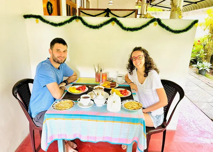 Nethmi Homestay & Restaurant