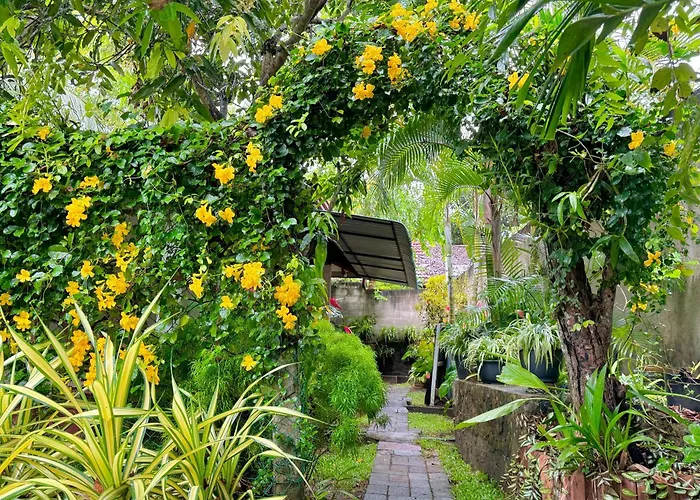 Nethmi Homestay & Restaurant