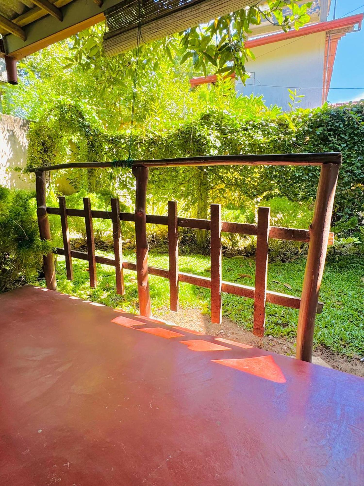 Homestay Nethmi & Restaurant *
