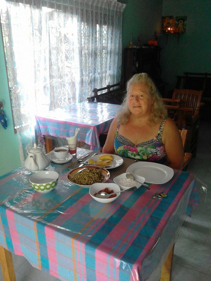 Nethmi & Restaurant * Tangalle